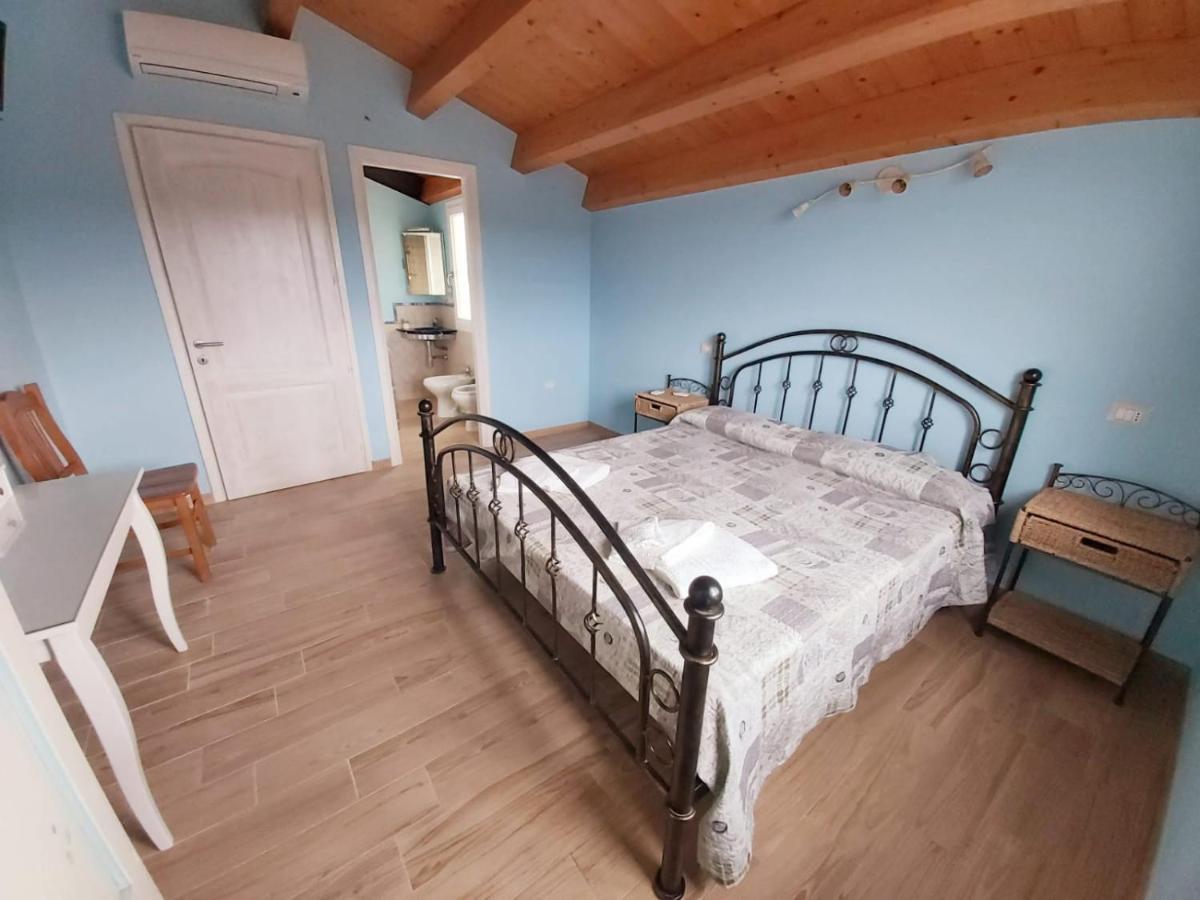 B&B Il Cenerino Sant'Antioco Luaran gambar