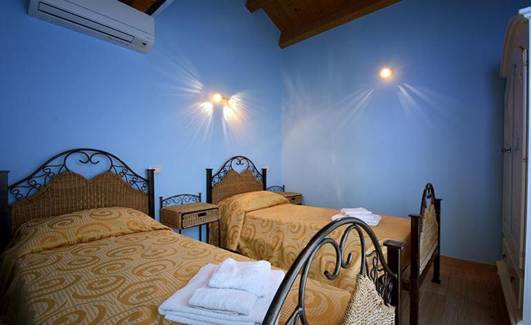 B&B Il Cenerino Sant'Antioco Luaran gambar