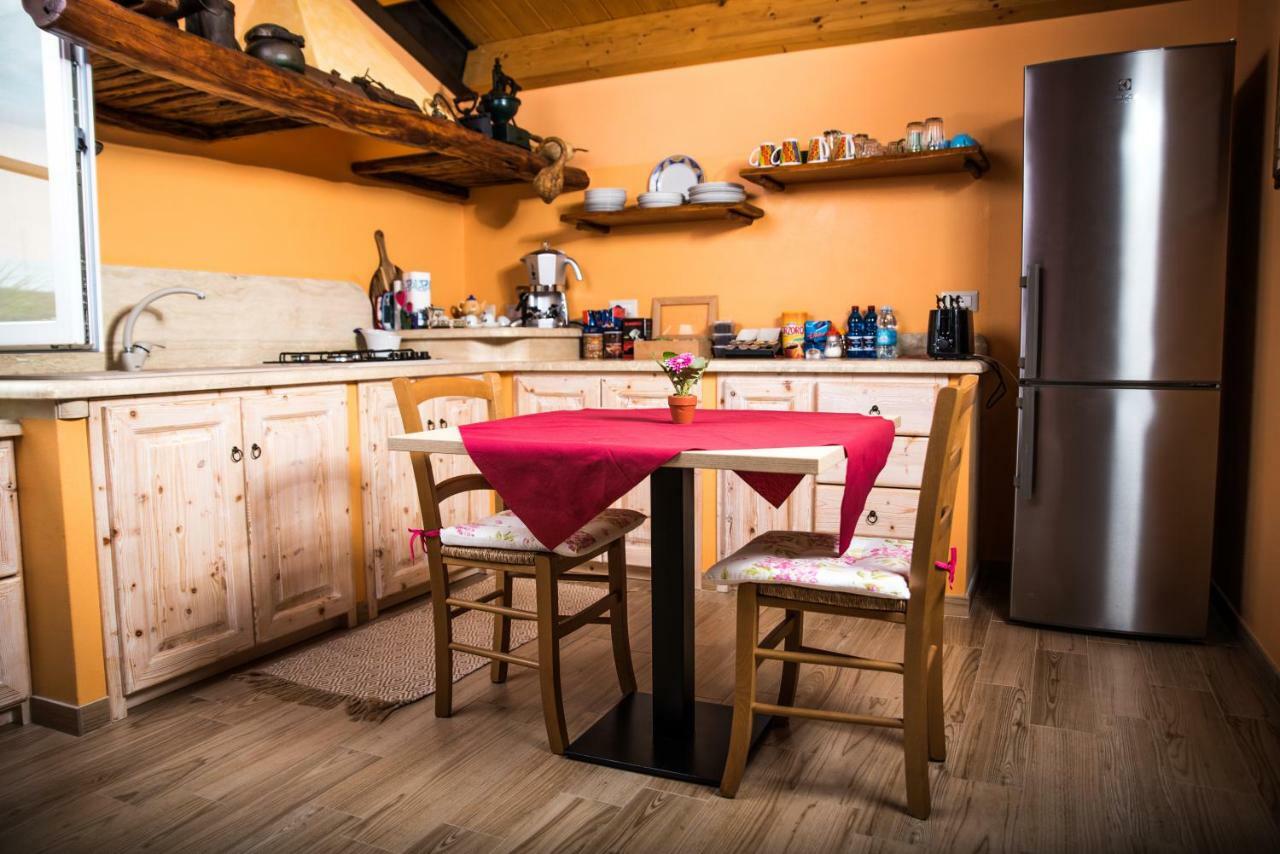 B&B Il Cenerino Sant'Antioco Luaran gambar